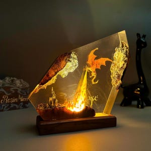 Fire breath dragon resin lamp, resin art, dragon art,dragon statue,table lamp,gift for him, gaming decoration, dragon lamp as Halloween gift