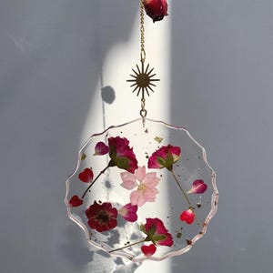 Real Dried Flowers Hanger, Rose Resin Hanging, Sun Boho Window Hanger, Girlfriend Gift, Handmade in London